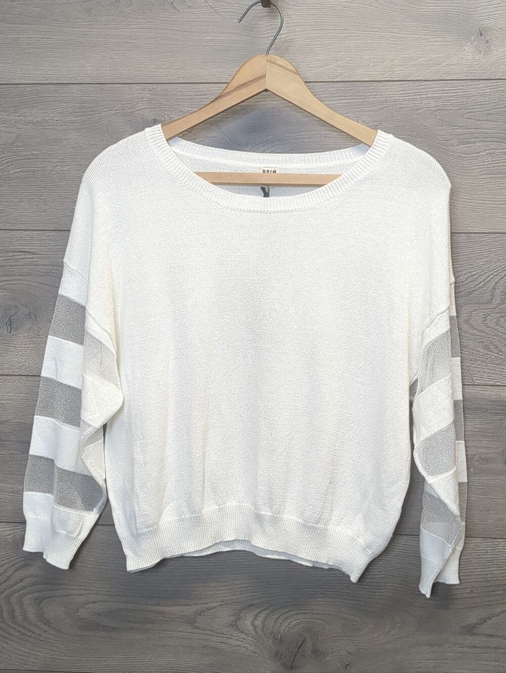 Uniq Long Sleeve Sweater Top With Sheer Sleeves Women's Size Small